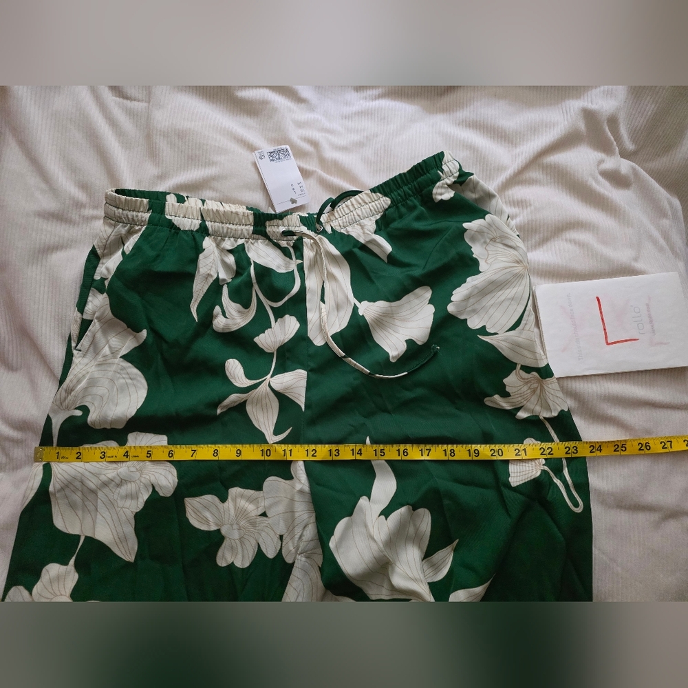H&m Co-ord Set pajama style shirt × flowy pants floral green ecru BNWT - Picture 9 of 15